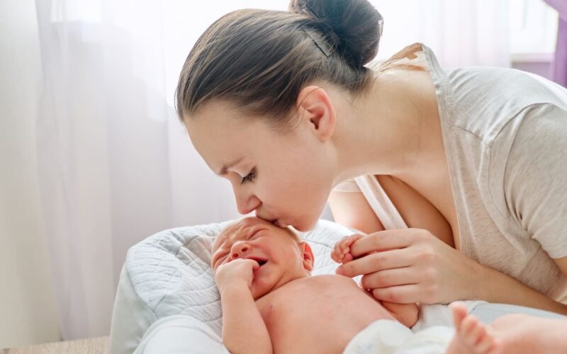 Do you live in Montreal and are young? These symptoms could indicate the presence of polycystic ovaries